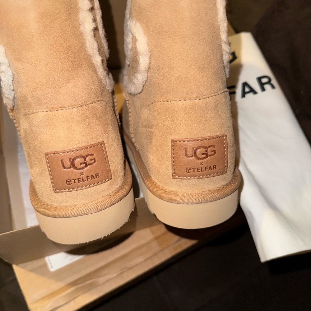 Authentic UGG Telfar Large shopper chestnut & UGG Telfar Logo Mini Lb Fur Boots - Picture 8 of 9